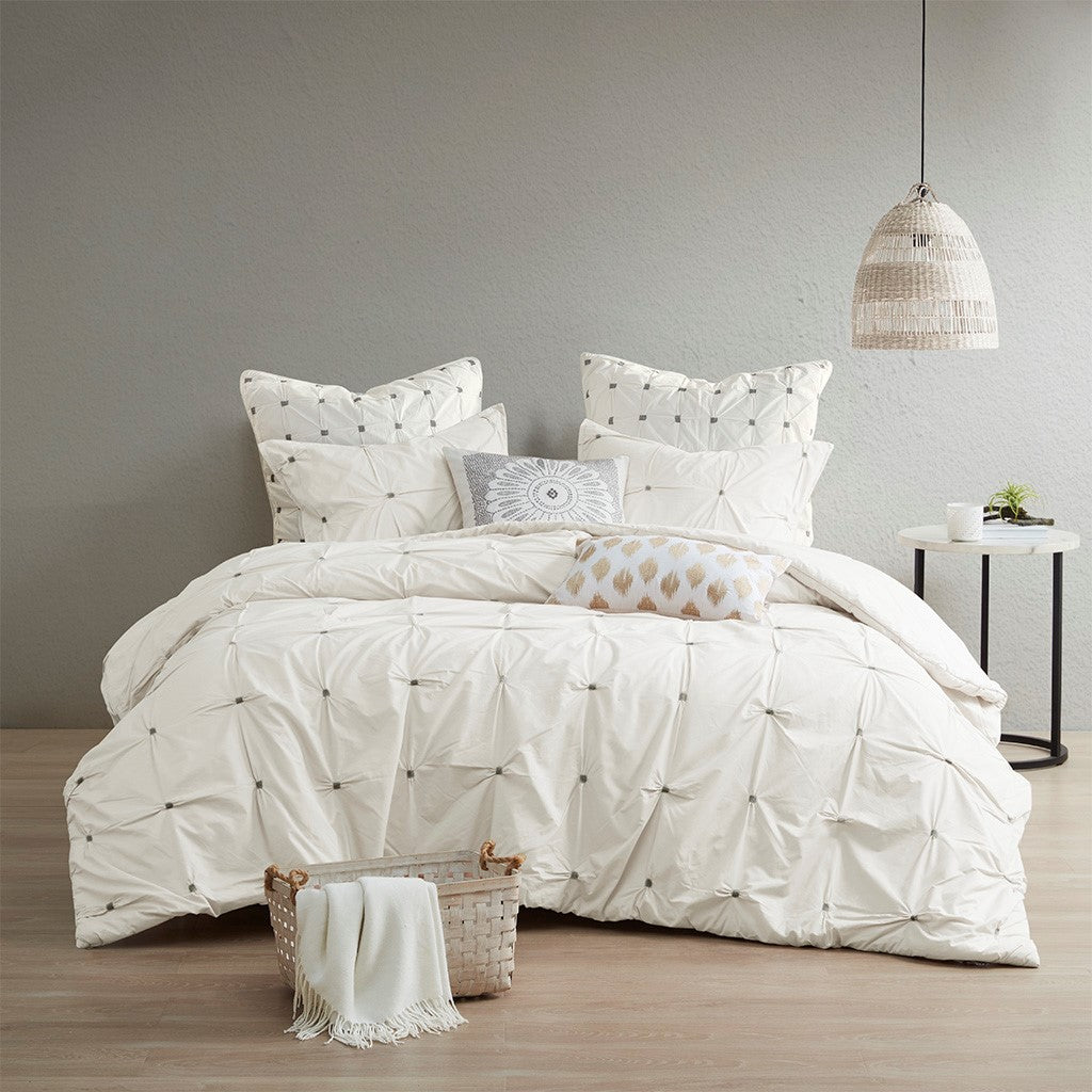 Fretty Role Embroidered Cotton Comforter Set Latest Bedding
