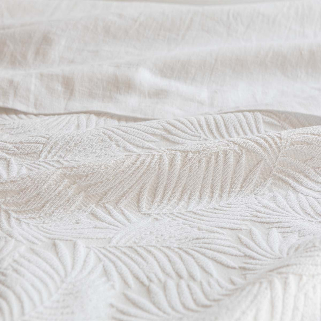 Empreinte White Bedspread Bedspread Set By Anne de Solène