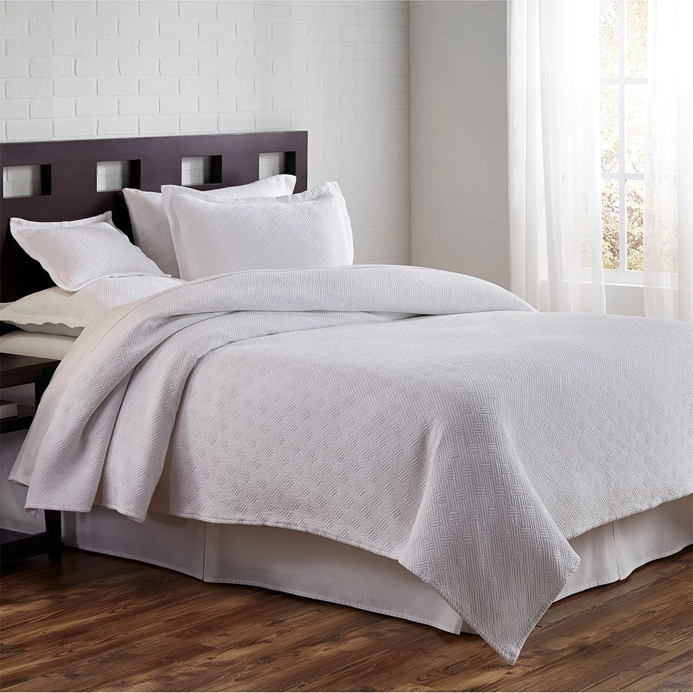 Flynn Sham Sham By TL at home