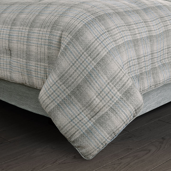 Alejandro Spa 4 Piece Comforter Set