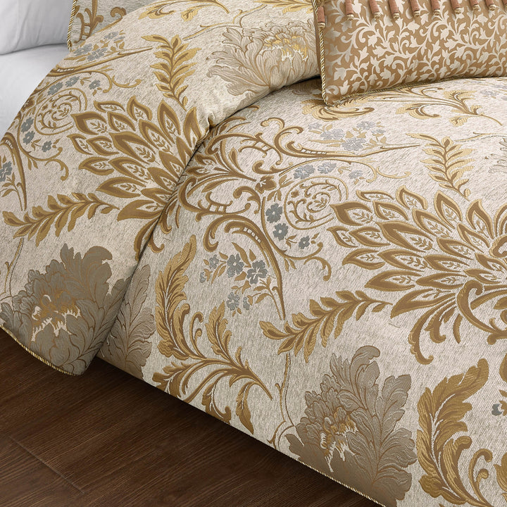 Ansonia Ivory/Gold 3 Piece Comforter Set