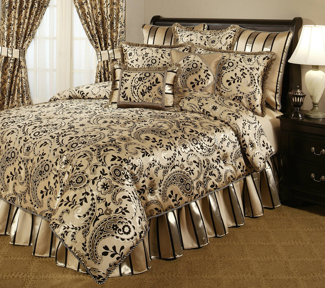 Austin Horn Classics Savona 3 piece Luxury Comforter Set Comforter Sets By Pacific Coast Home Furnishings