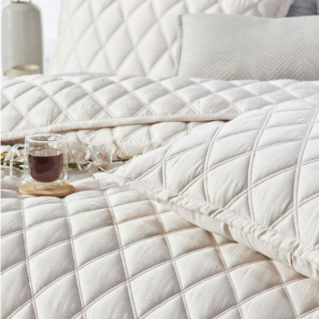 Avalon Diamond Quilted LYOCELL Coverlet Coverlet By Orchids Lux Home