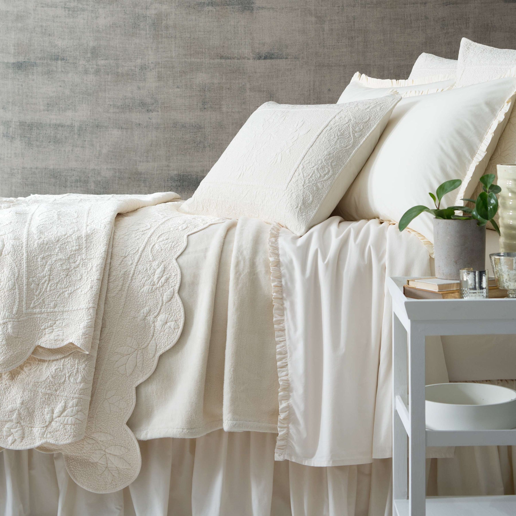 Classical Ruffle Pine Cone Hills Classic Ruffle Sheet Set – Latest Bedding