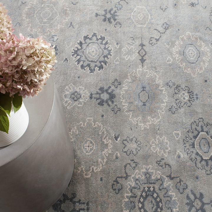 Lila Grey Hand Knotted Wool Rug Rug By Annie Selke