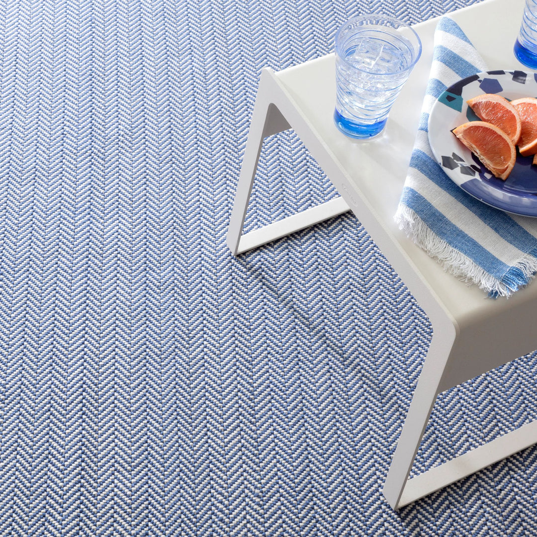 Herringbone Denim/Ivory Handwoven Indoor/Outdoor Rug Rug By Annie Selke