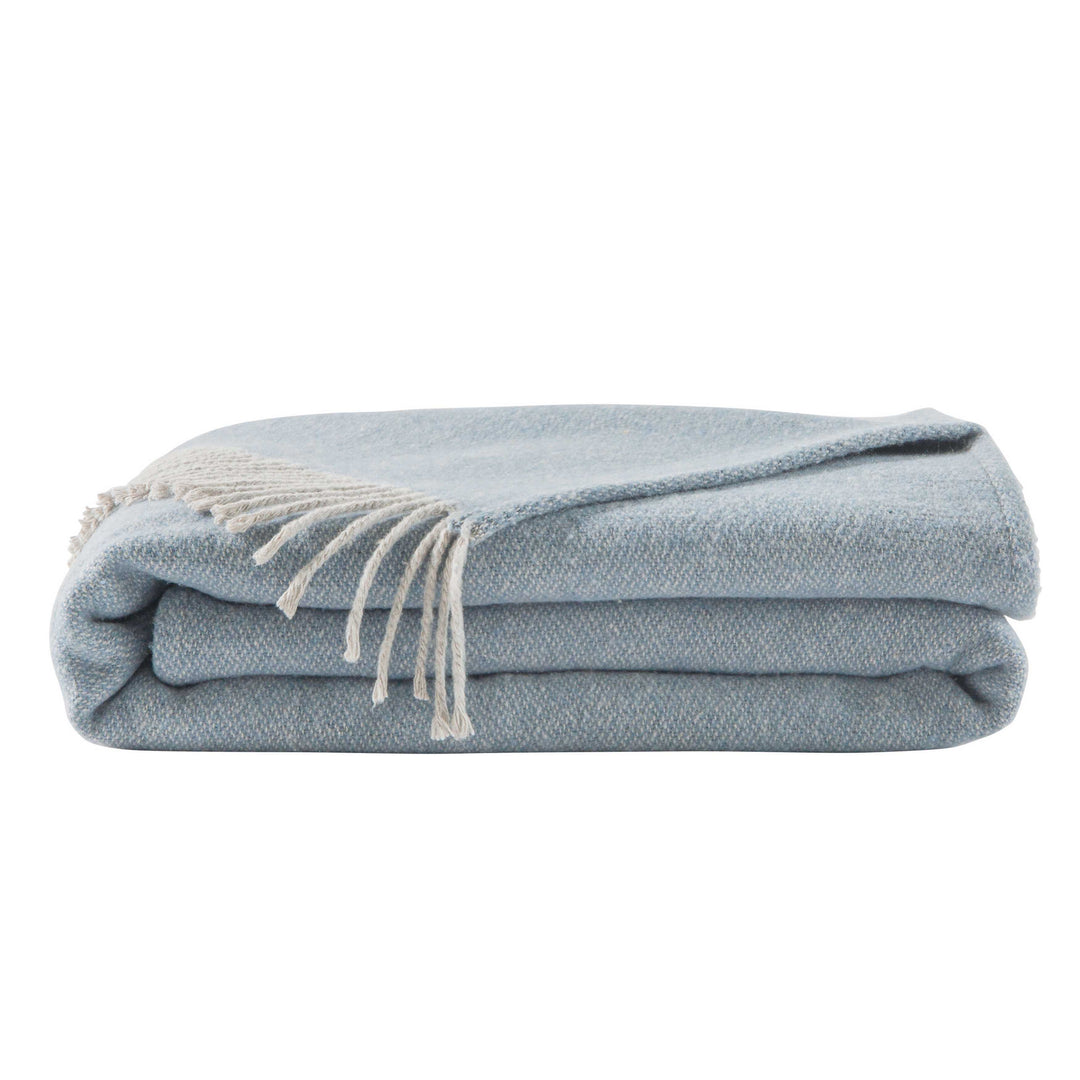 Divin Throw Throws By Anne de Solène