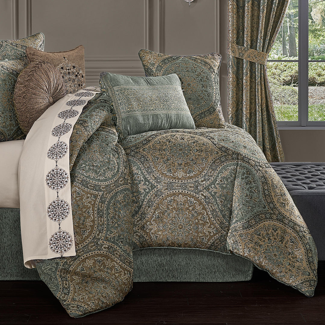 J Queen Dorset SPA 4-Piece Comforter Set IN Cal King- Final Sale Comforter Sets By US Office - Latest Bedding