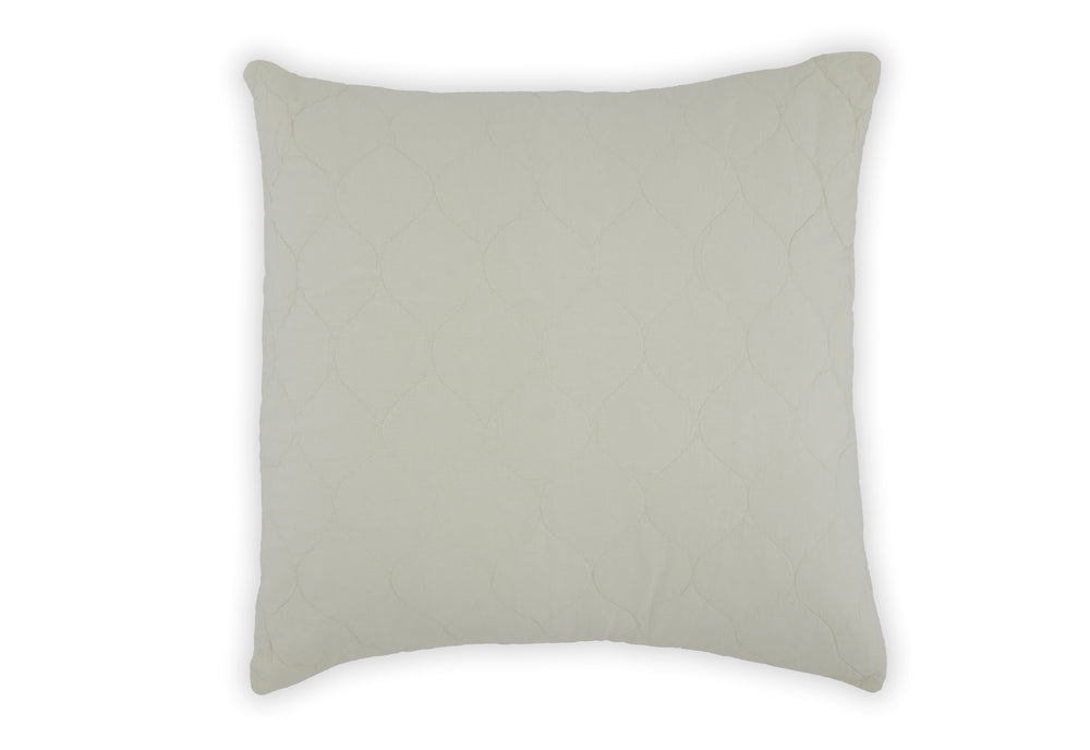 Gavin Sham Sham By TL at home