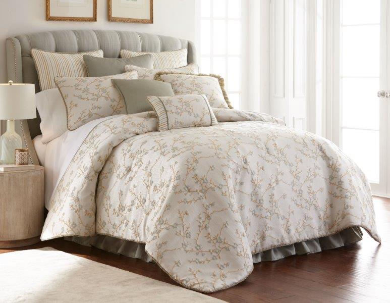 Austin Horn Lexington 3-piece Comforter Set Comforter Sets By Pacific Coast Home Furnishings