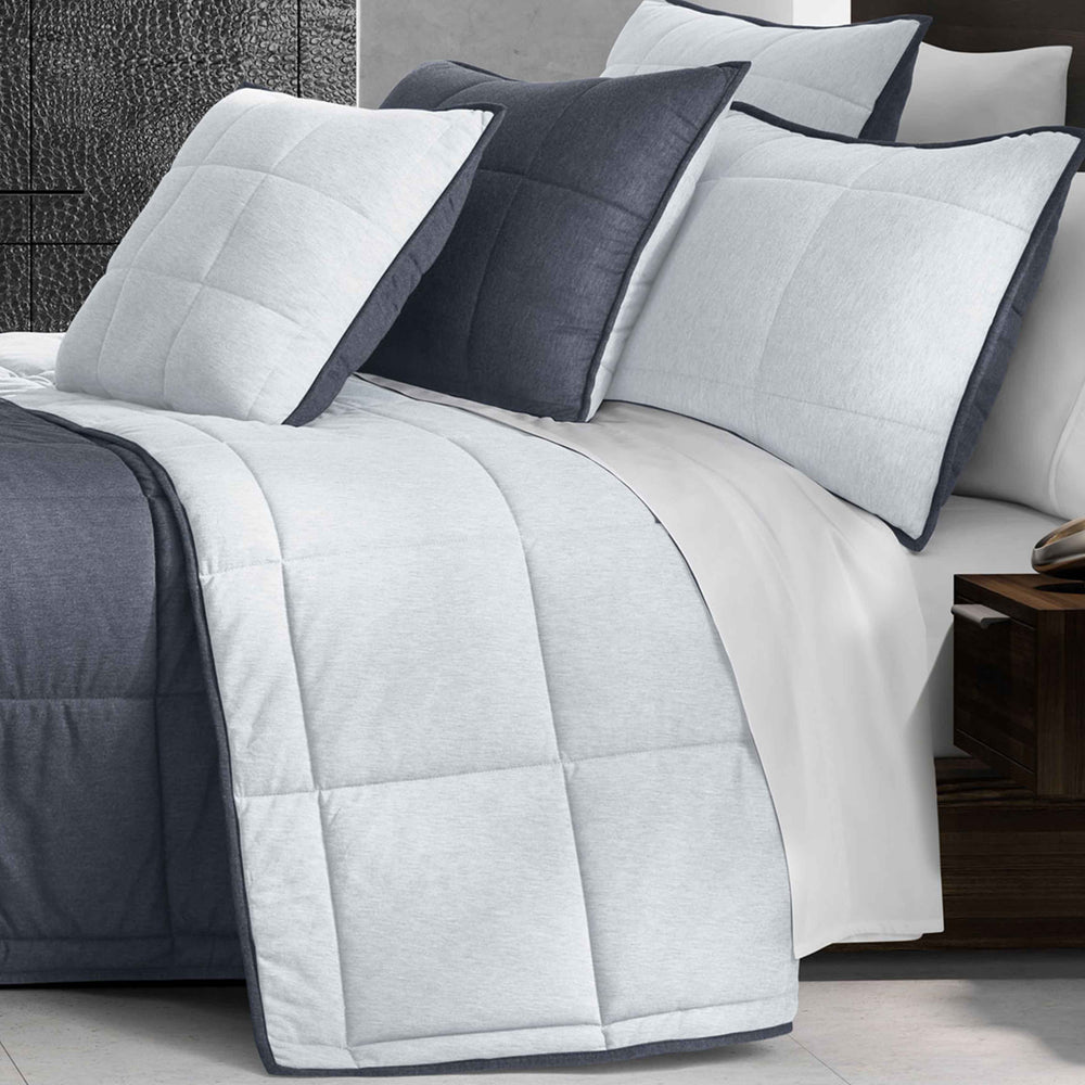 J Queen Paxton Blue 3-Piece Quilt Set in Full/ Queen -Final Sale Quilt Sets By US Office - Latest Bedding