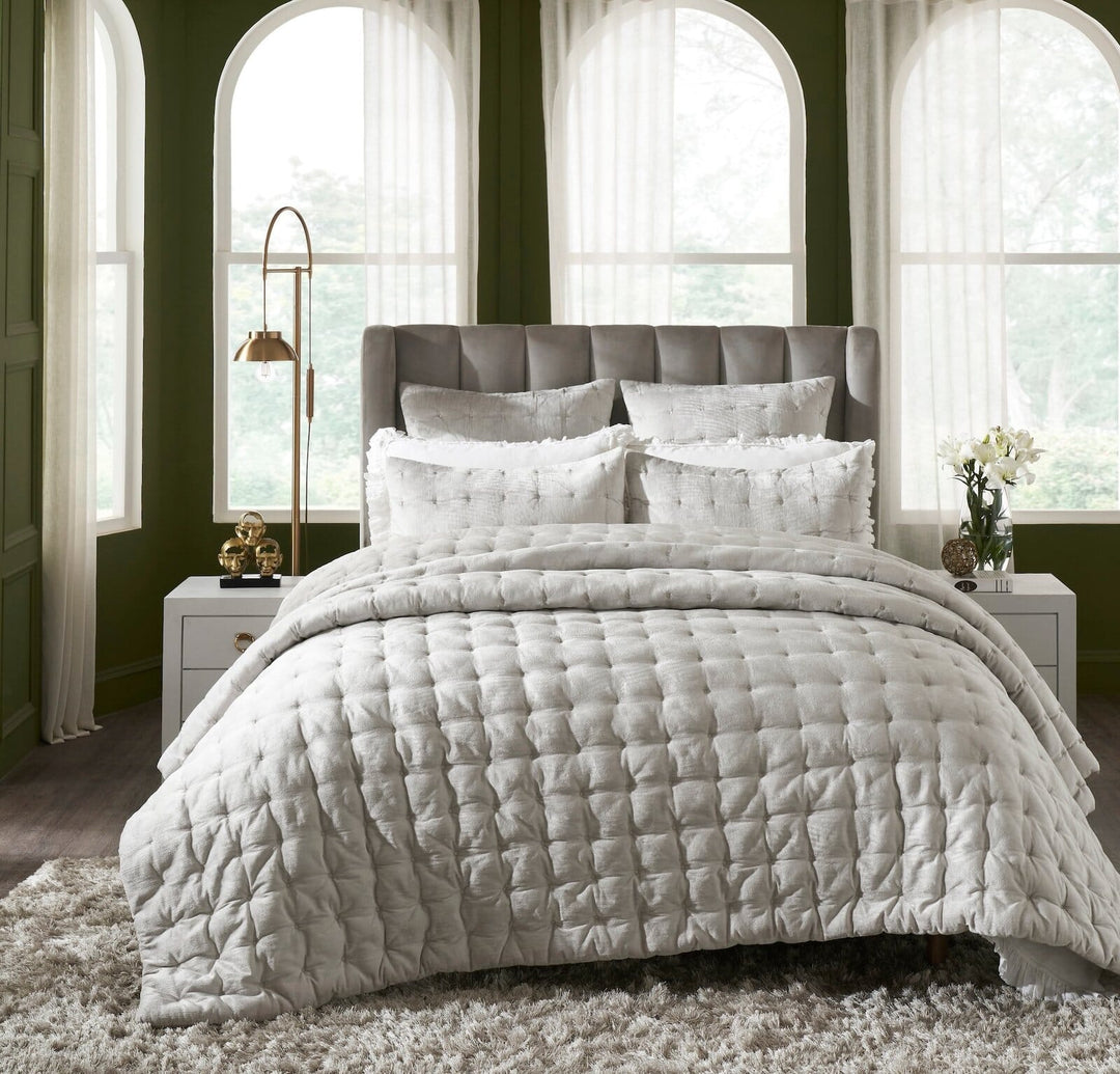 Bailey Tufted Velvet Quilt Quilt Sets By Orchids Lux Home