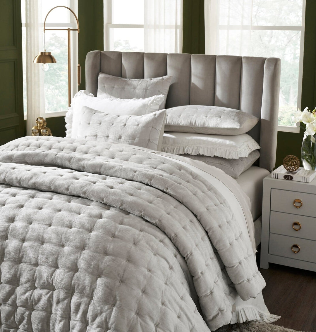 Bailey Tufted Velvet Quilt Quilt Sets By Orchids Lux Home