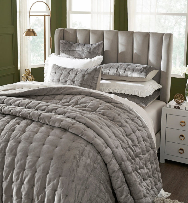 Bailey Tufted Velvet Quilt Quilt Sets By Orchids Lux Home
