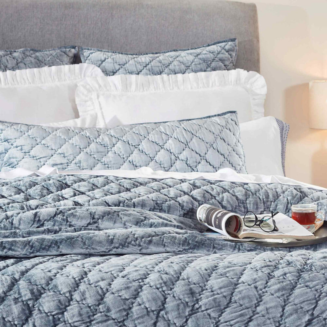 Clermont Diamond Velvet Quilt Quilt Sets By Orchids Lux Home