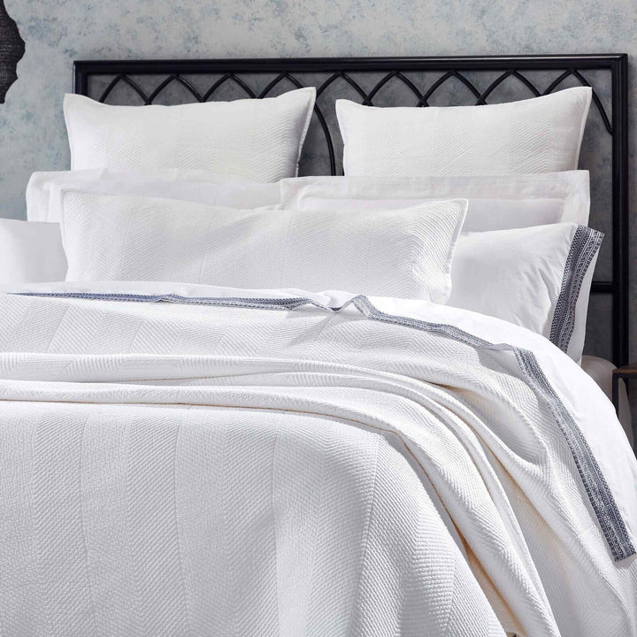 Clermont Diamond Velvet Quilt Quilt Sets By Orchids Lux Home