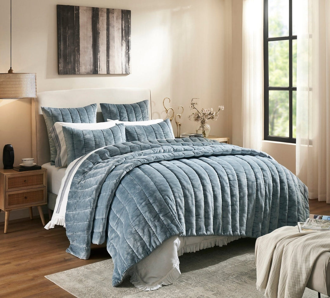 Gatsby Channel Velvet Quilt Quilt Sets By Orchids Lux Home