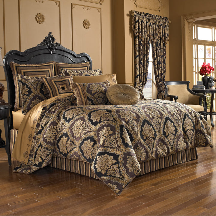 J Queen Reilly Black 4-Piece Comforter Set in King- Final SALE Comforter Sets By US Office - Latest Bedding
