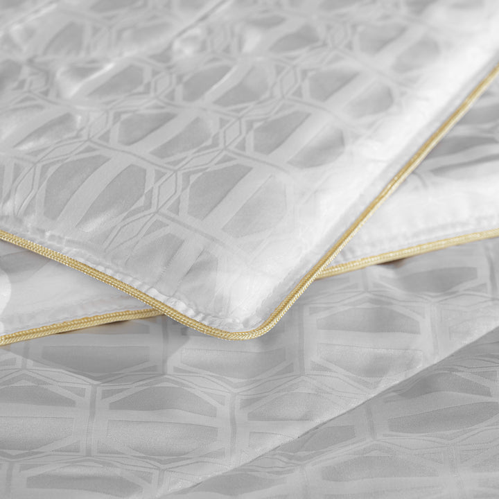 Viento Duvet Insert Duvet Insert By Togas