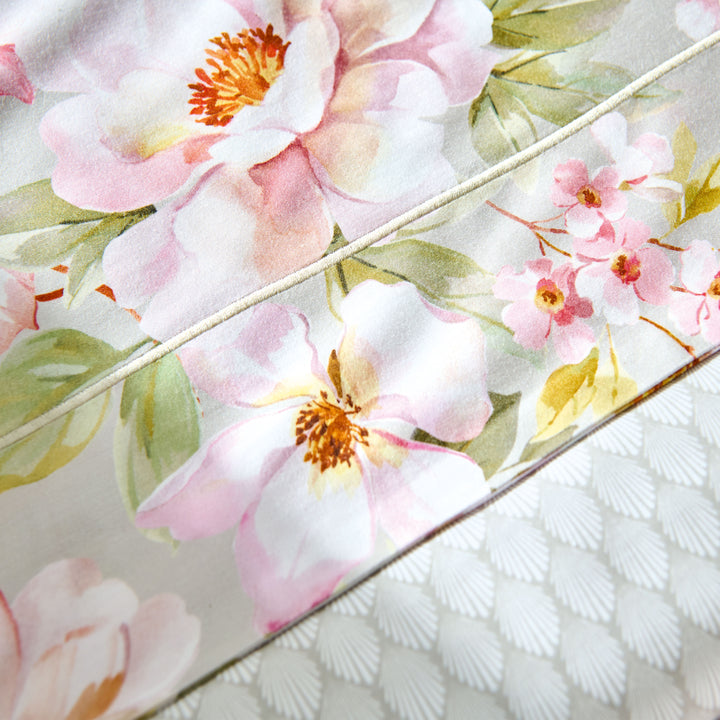 Voyageuse Rose Flat Sheet Flat Sheet By Anne de Solène