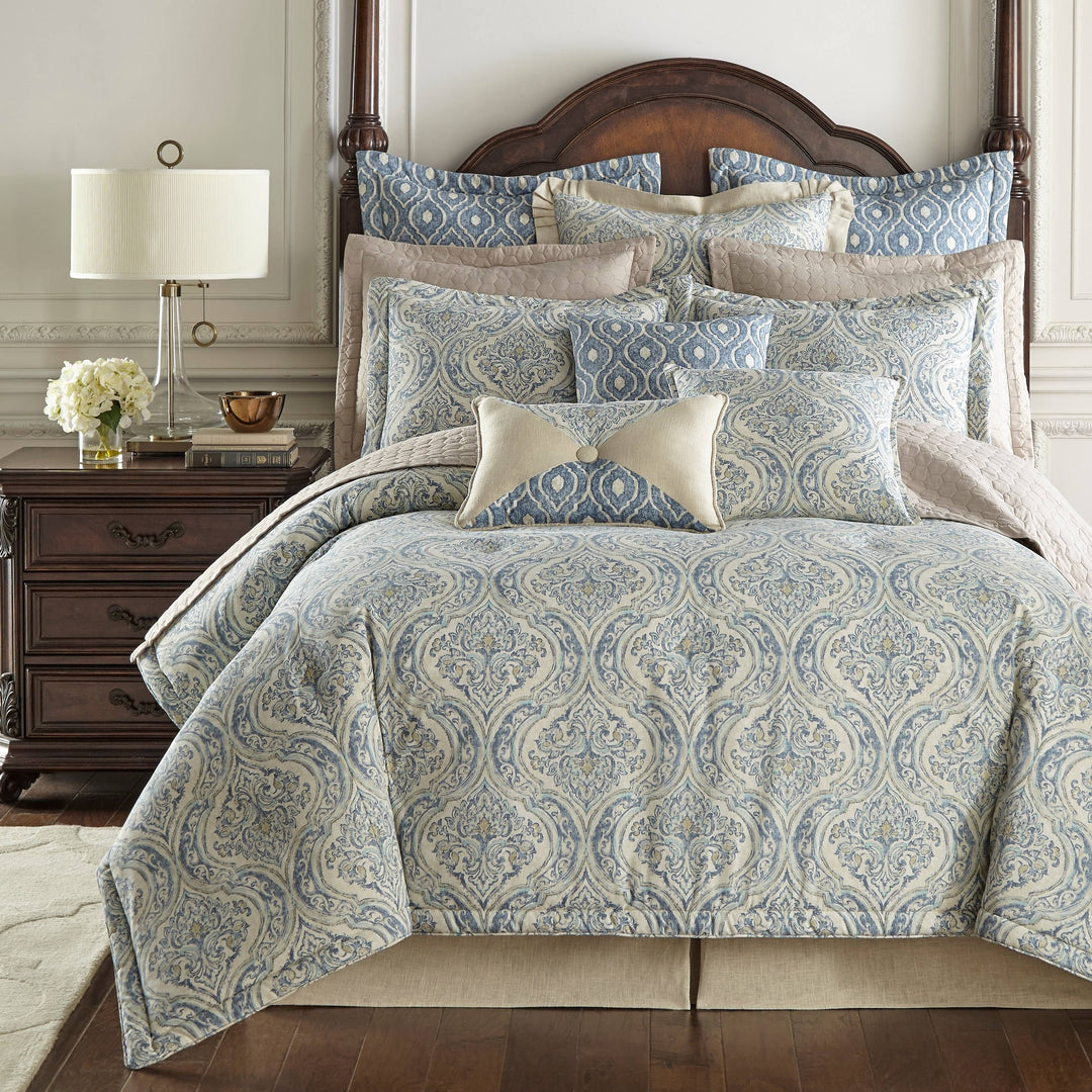 Thread & Weave Magnolia Blue 3-Piece Comforter Set Comforter Sets By Pacific Coast Home Furnishings