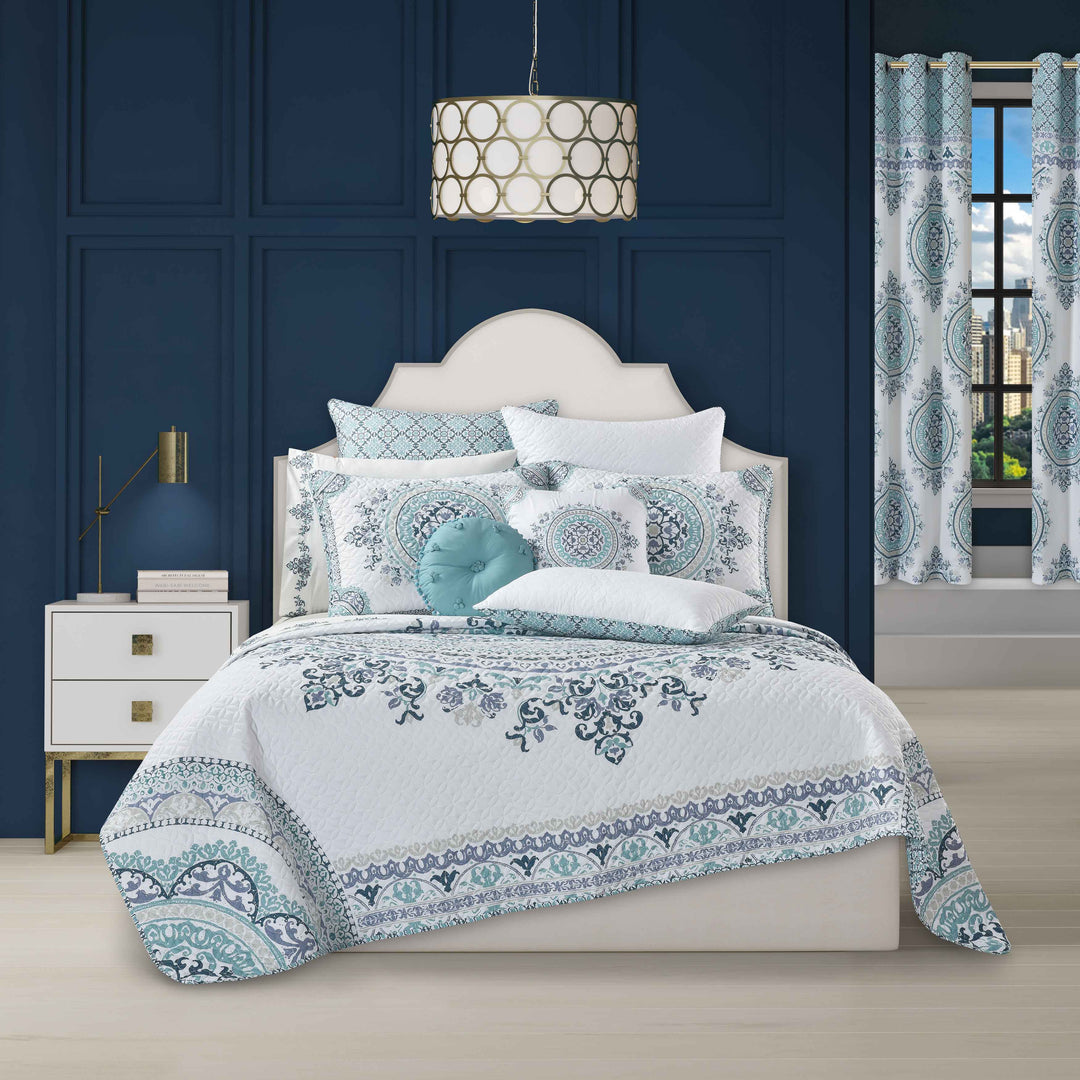 Sweet Home Collection Comforter Set Ultra Soft Faux Suede Fashion Bedding  Sets with Shams, Throw Pillows, and Bed Skirt, King, Denim