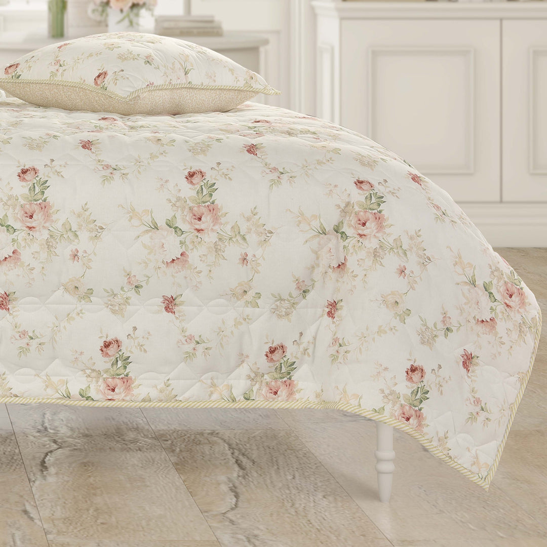 Amalia Rose Quilt Quilt Sets By J. Queen New York