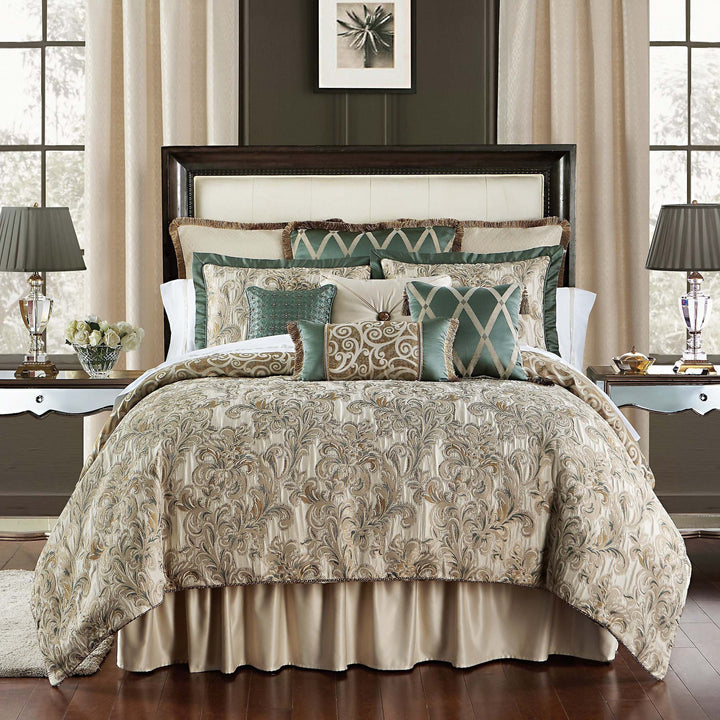 Anora Brass/Jade 4-Piece Reversible Comforter Set Comforter Sets By Waterford