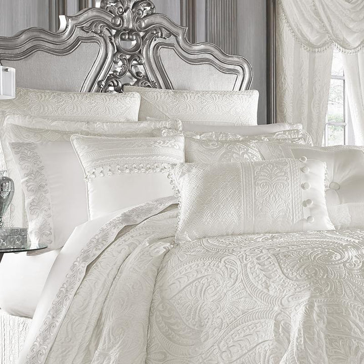 Bianco White 4-Piece Comforter Set By J Queen Comforter Sets By J. Queen New York