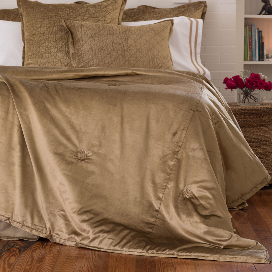 Chloe Straw Velvet Padded Comfortlet Comforter Sets By Lili Alessandra