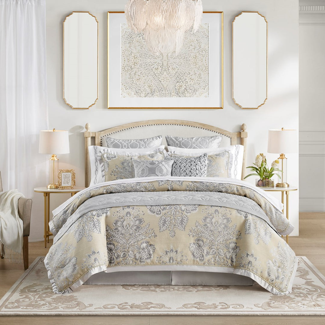 Loretta Linen 4-Piece Comforter Set Comforter Sets By Croscill Home LLC