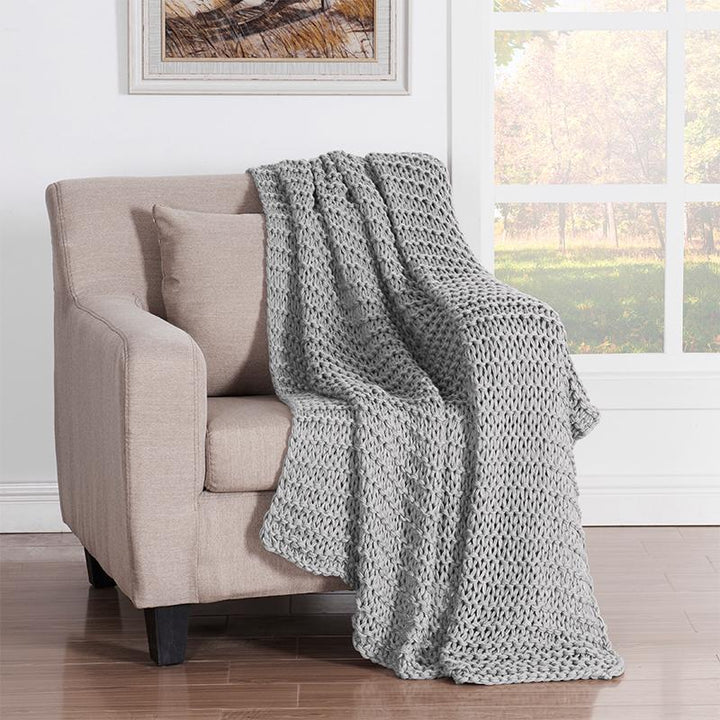 Luca Grey Chunky Knit Throw By J Queen Throws By J. Queen New York