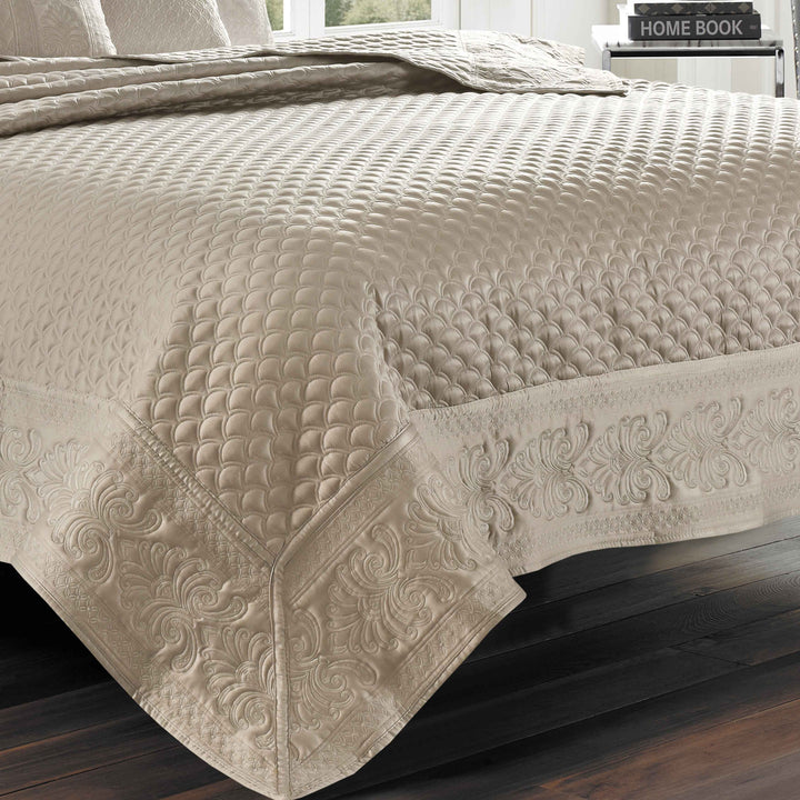 Lyndon Pearl Quilted Coverlet Coverlet By J. Queen New York
