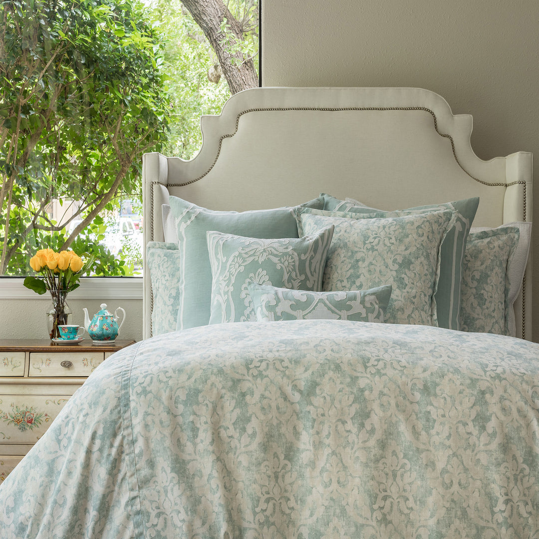 3 & 4 Pcs Green Comforter Sets (King, Queen) 2024 – Latest Bedding