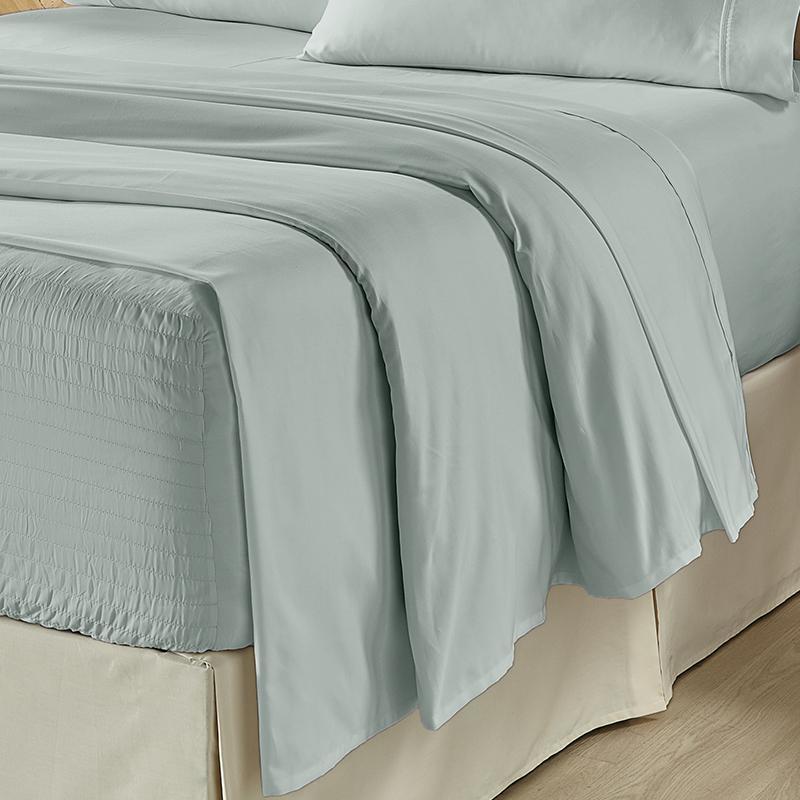Royal Fit 300 Thread Count 4-Piece Sheet Set By J Queen Sheet Sets By J. Queen New York