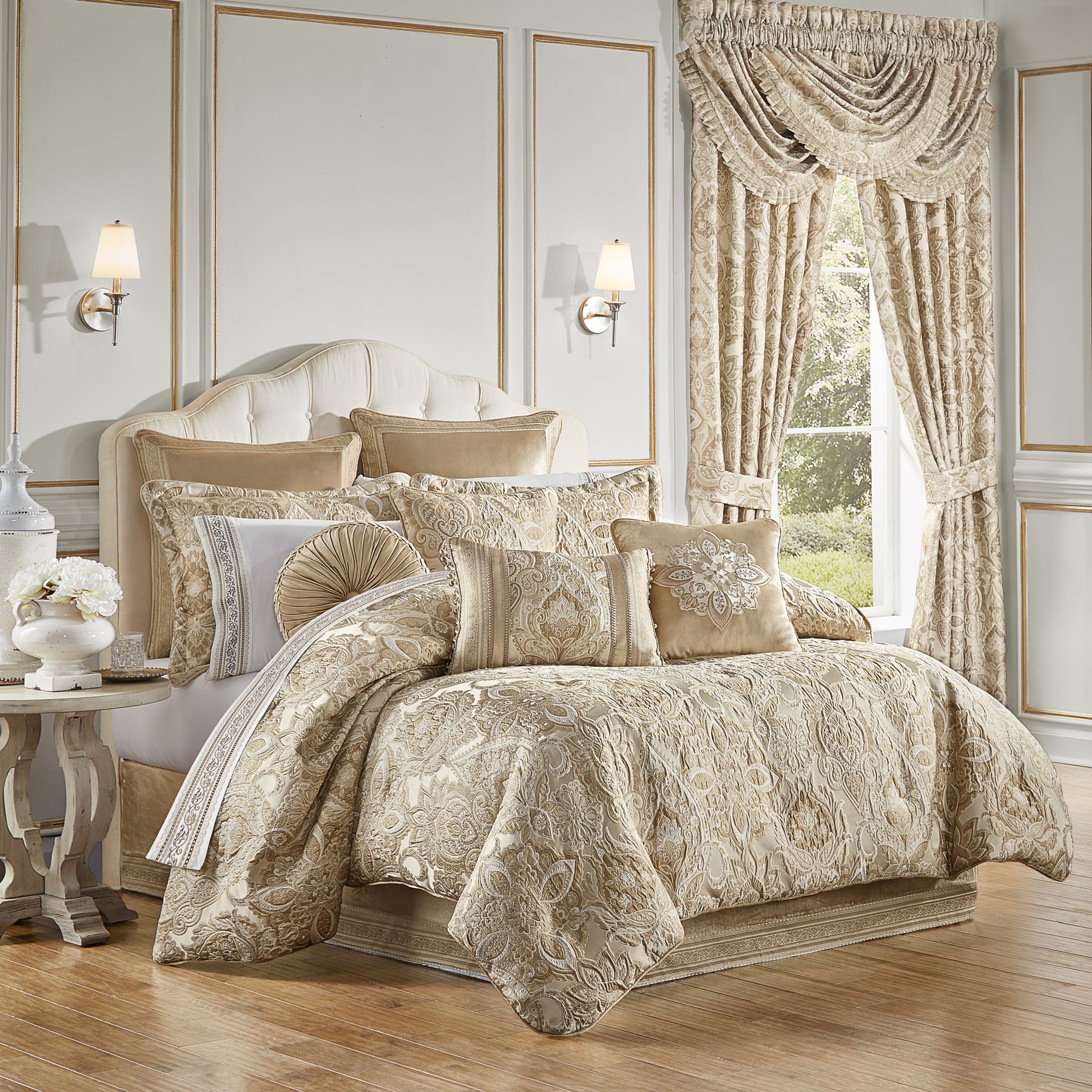 J Queen Sandstone Beige 4-Piece Comforter Set – Latest Bedding