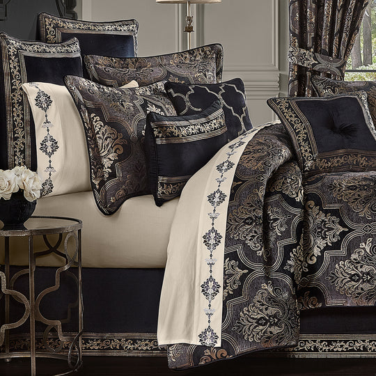 Fotheringham Crest Black Bedding Set main image 1